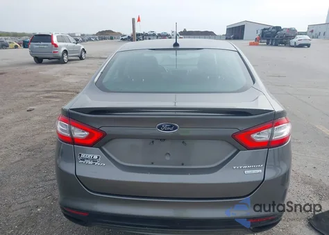 2013 Ford Fusion Titanium из США, поврежденный, VIN 3FA6P0K96DR139272